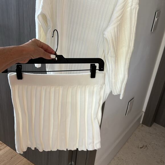 NEW SET knit oversized sweater pleated mini skirt by COMMENSE M - Picture 5 of 14